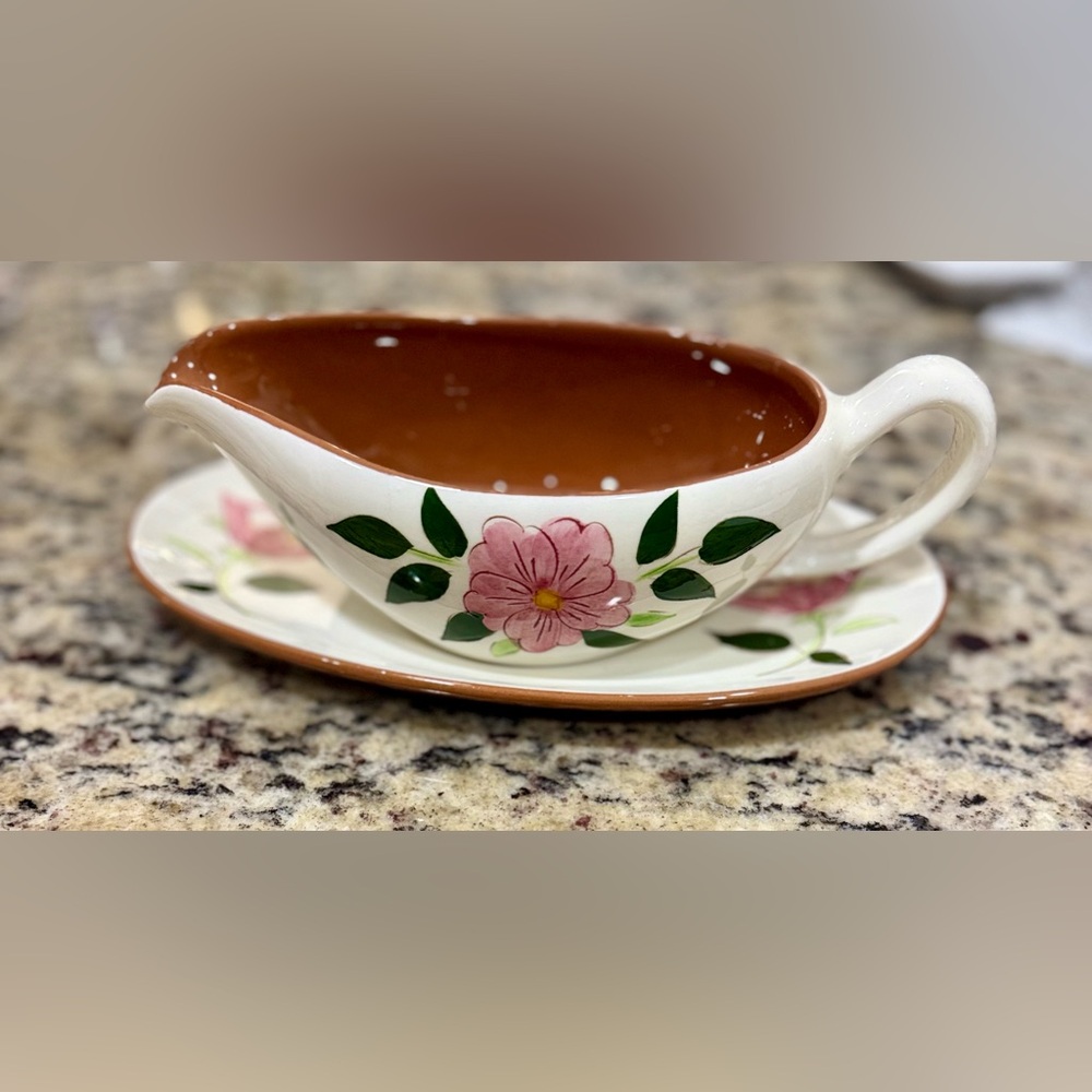 Amazing Stangl Pottery Wild Rose Vintage Gravy Boat and Underplate!